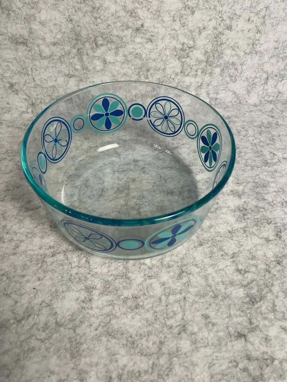 Pyrex 7203 Blue Teal Mod Pinwheel Flower Clear Glass 1.5 Quart Mixing Bowl
